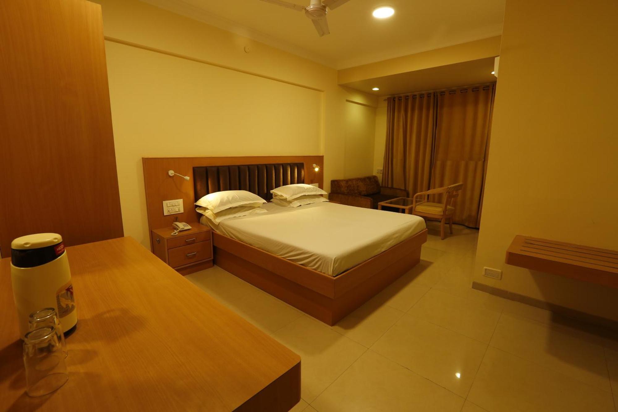 Hotel Ravikiran Alibaug Alībāg Εξωτερικό φωτογραφία